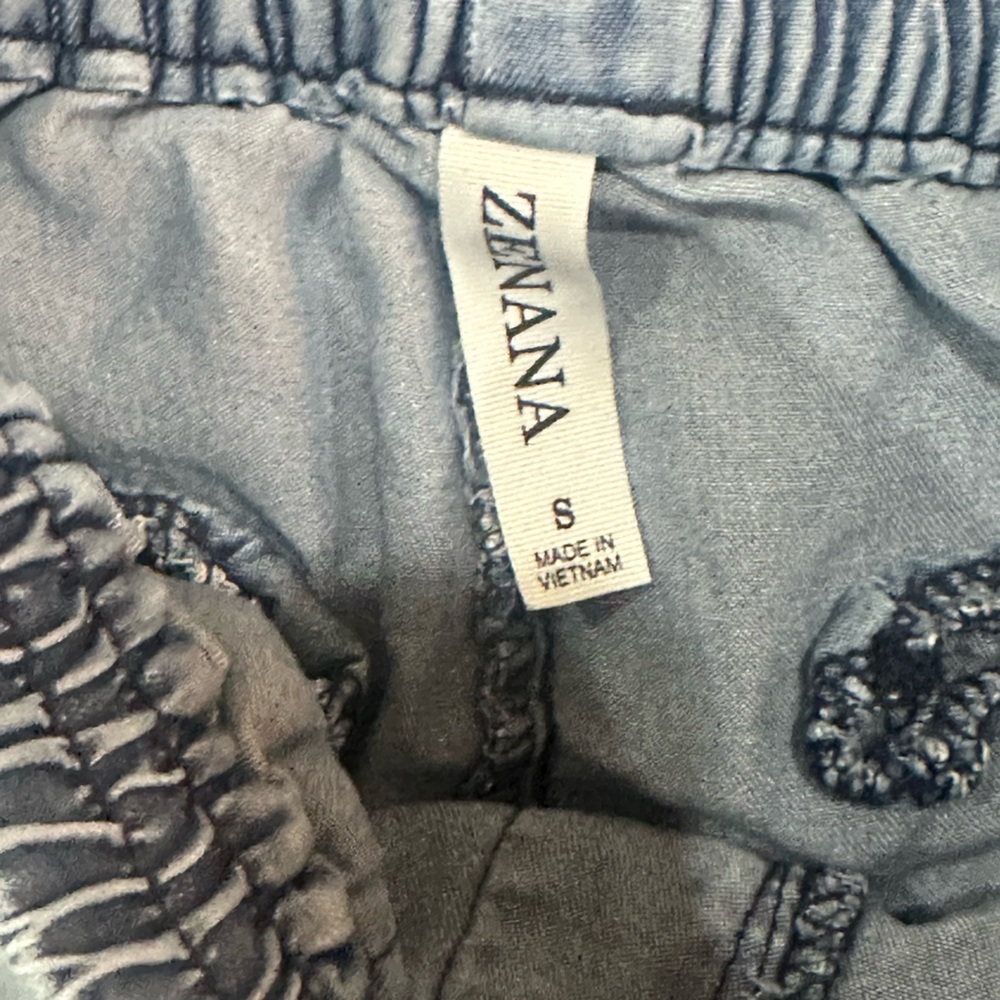 Zenana Outfitters Blue Jean Shorts with Distressed Look - Picture 3 of 3